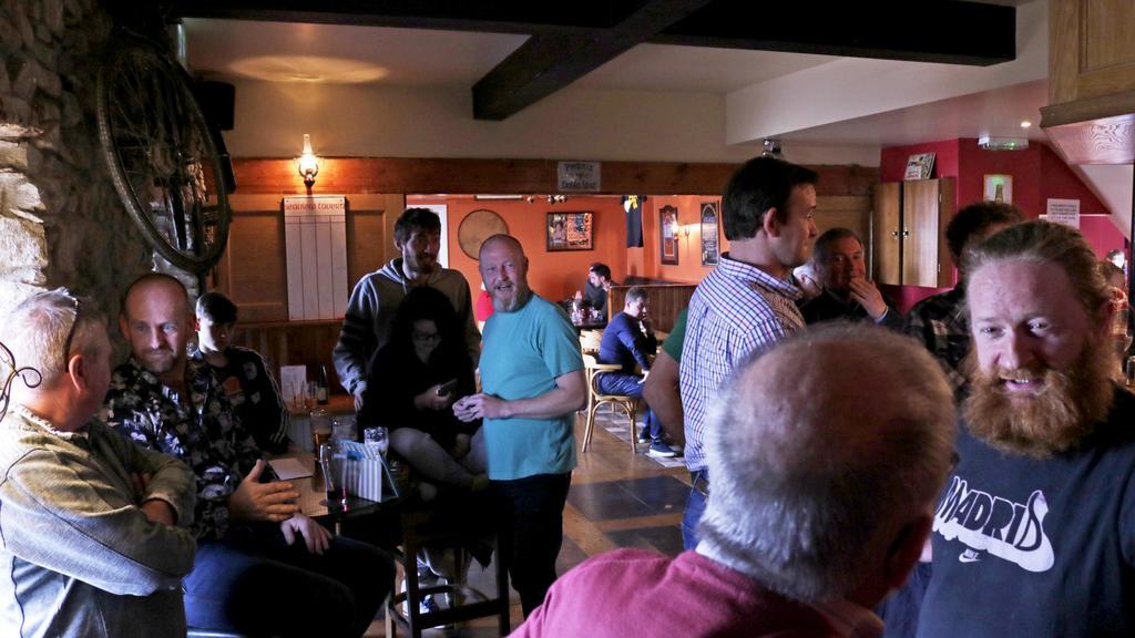 The Seaview Tavern Ballygorman Kültér fotó